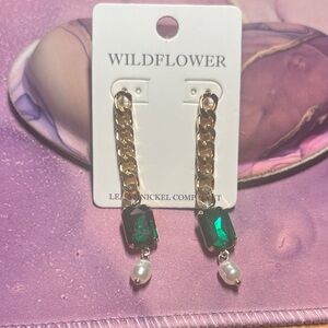 Wildflowers Emerald and Gold Chain Earrings